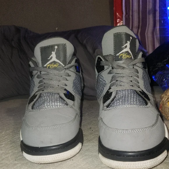 Jordan Gray Sneakers Mid-Top Nubuck Sneakers